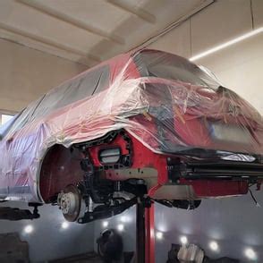 Antikorozinės dangos užtepimas ant automobilio dugno