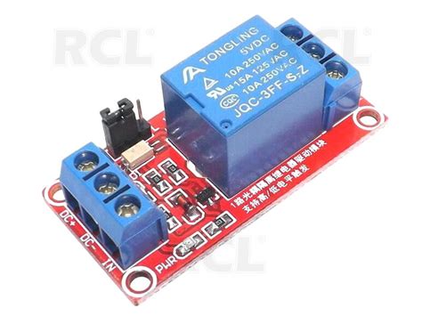 Nuotrauka su detaliai parodytu relės kontaktais