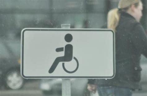 Pažymėta stovėjimo vieta neįgaliesiems