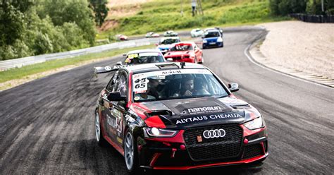 Konkretūs lenktyniniai automobiliai