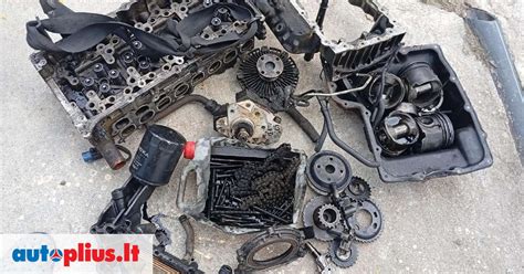 Kia Sorento variklio dalys