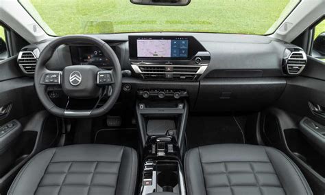 Citroen C4 interjeras