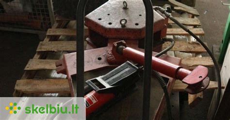 Kėbulo geometrijos atstatymo stendas