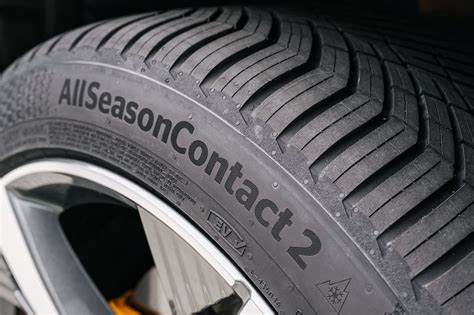 Continental AllSeasonContact 2 padanga