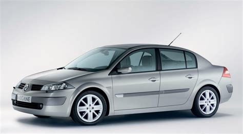 Renault Megane 2003 interjeras su ekranu