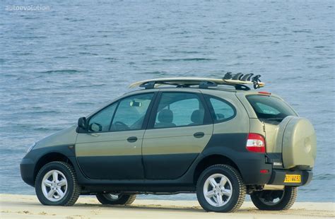 Renault RX4 interjero nuotrauka