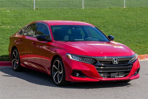 Honda Accord V variklio skyrius