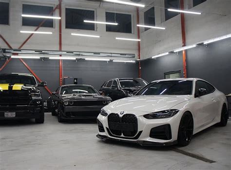 BMW detalių parduotuvė