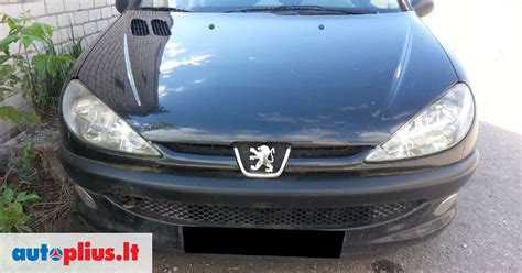 Peugeot 206 variklio skyriaus nuotrauka