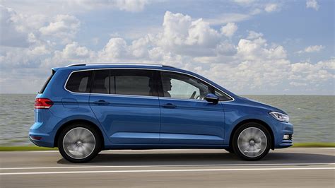 Nuotraukų galerija: skirtingi Volkswagen Touran ratlankių modeliai