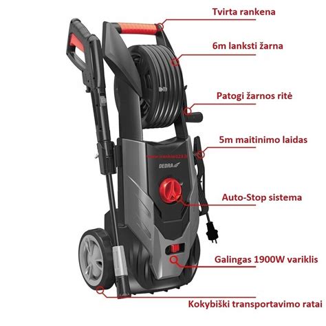 Nuotrauka: modernus automobilio plovyklos įrenginys su naftos gaudykle
