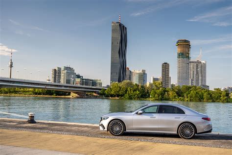 Inovatyvios Mercedes-Benz S klasės technologijos