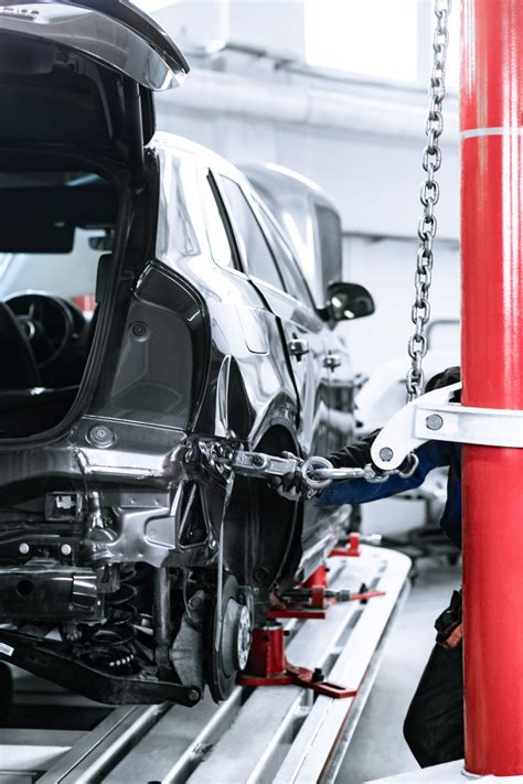 Schematinis automobilio remonto procesas autoservise