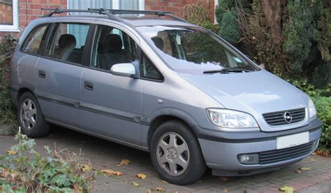 Opel Zafira borto kompiuterio perspėjimo pranešimas