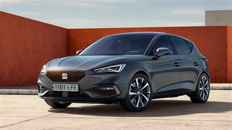 Seat Leon 3 palyginimas su Leon 2