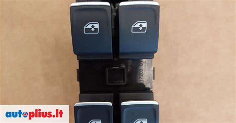 VW Passat B8 prietaisų skydelis su įspėjamomis lemputėmis