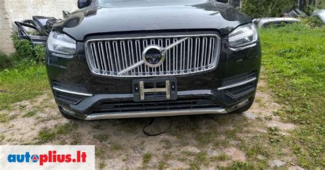 šeimos kelionė su Volvo XC90