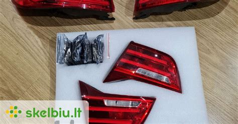 Nuotrauka įvairių tipų automobilių galinių lempų