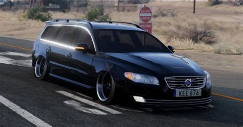 Volvo V70 automobilio priekis