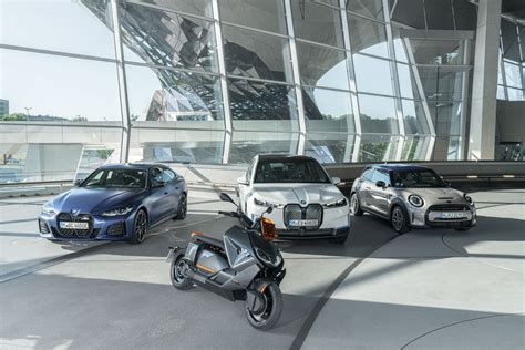 BMW CE 04 elektrinio motorolerio dizainas