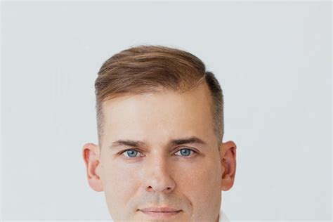 Aplinkosaugos, socialinės ir įmonių valdymo temos „Mercedes-Benz“ strategijoje