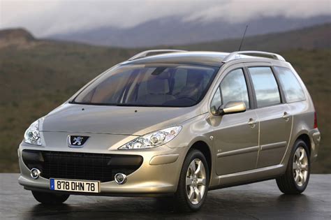 Peugeot 307 SW variklio skyrius