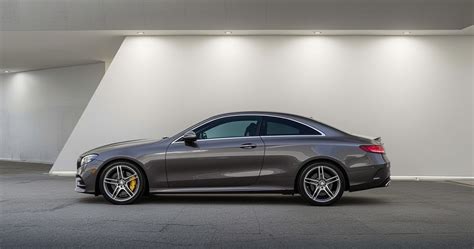 Pagrindiniai Mercedes-Benz E klasės konkurentai