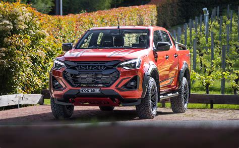 Isuzu D-MAX su priešgaisrine įranga