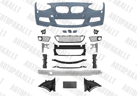 PT Cruiser automobilio priekis su apdailos detalėmis