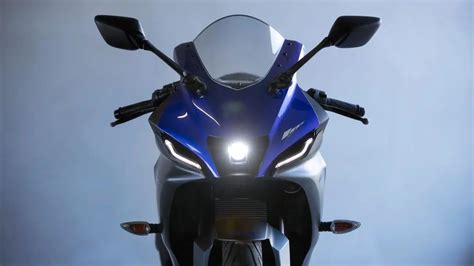 Yamaha YZF-R125 LED priekiniai žibintai
