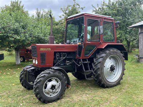 Traktorius Belarus 920 su sumontuotu vairo stiprintuvu