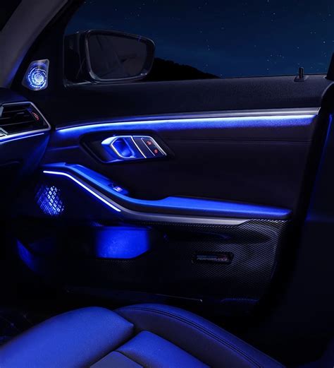 Ambient apšvietimas automobilio salone