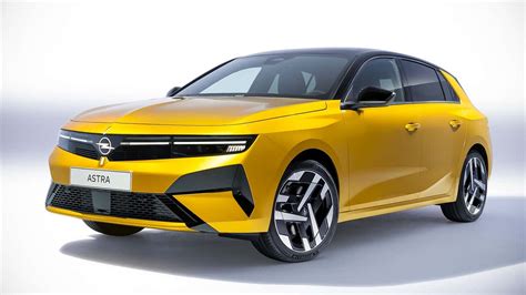 Įvairios Opel Astra kartos