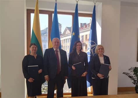 Simbolinė sutartis tarp darbdavio ir profesinės sąjungos