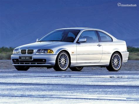 BMW E46 kupė automobilis