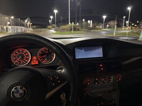 BMW E60 prietaisų skydelio vaizdas