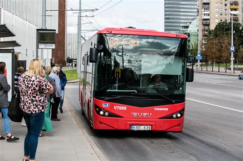 Nuotrauka: šiuolaikinis miesto autobusas