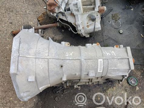 BMW X5 automobilio pavarų dėžė