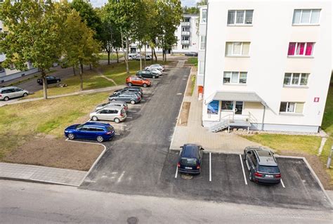 Vizija: daugiaaukštės parkavimo aikštelės prie daugiabučių