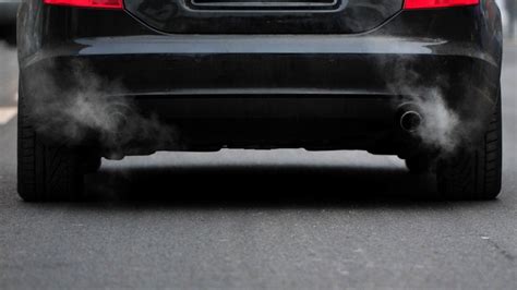 Infografika apie automobilių taršos mokesčius