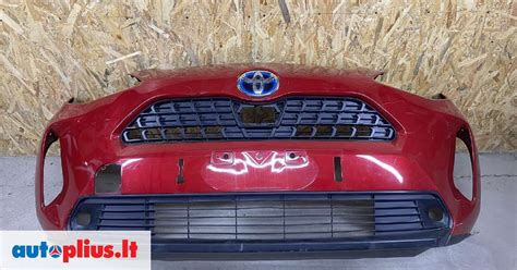 Toyota Yaris durelių apdailos nuėmimas