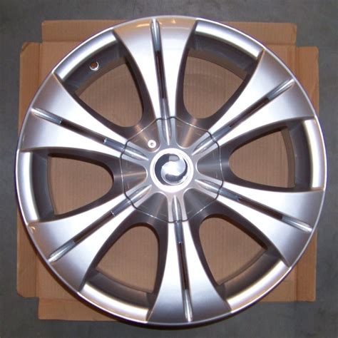 Aliuminio lydinio lieti ratlankiai