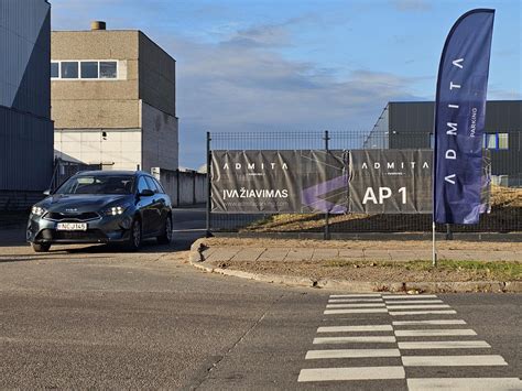 Automobilio grąžinimo procesas oro uoste