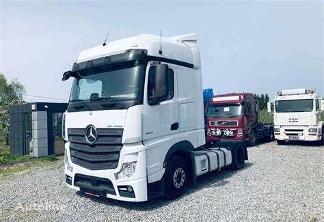 Vilkikas „Mercedes Benz“ su priekaba, sulaikytas Kalvarijoje