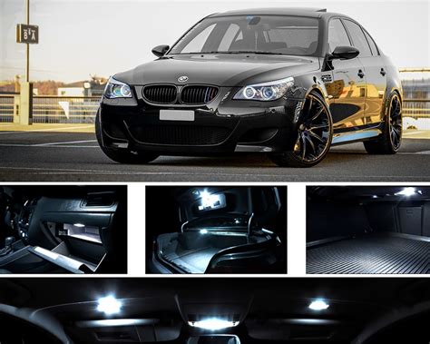 BMW E60 automobilio interjeras su sumontuotais garsiakalbiais