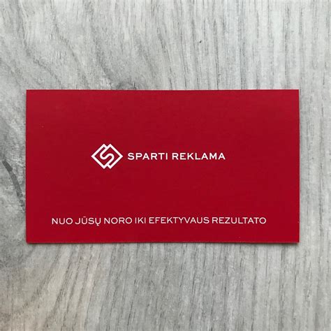 Plačiaformatės spaudos pavyzdžiai ant įvairių medžiagų