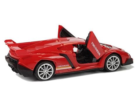 Sportinio automobilio autokrose vaizdas