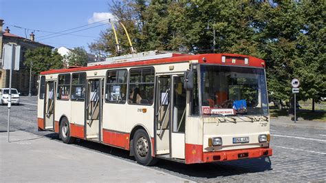 Škoda 14Tr troleibusas gatvėje
