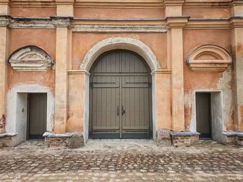Paparčių vienuolyno vartai