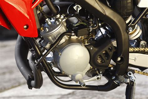 AM6 variklio schemos